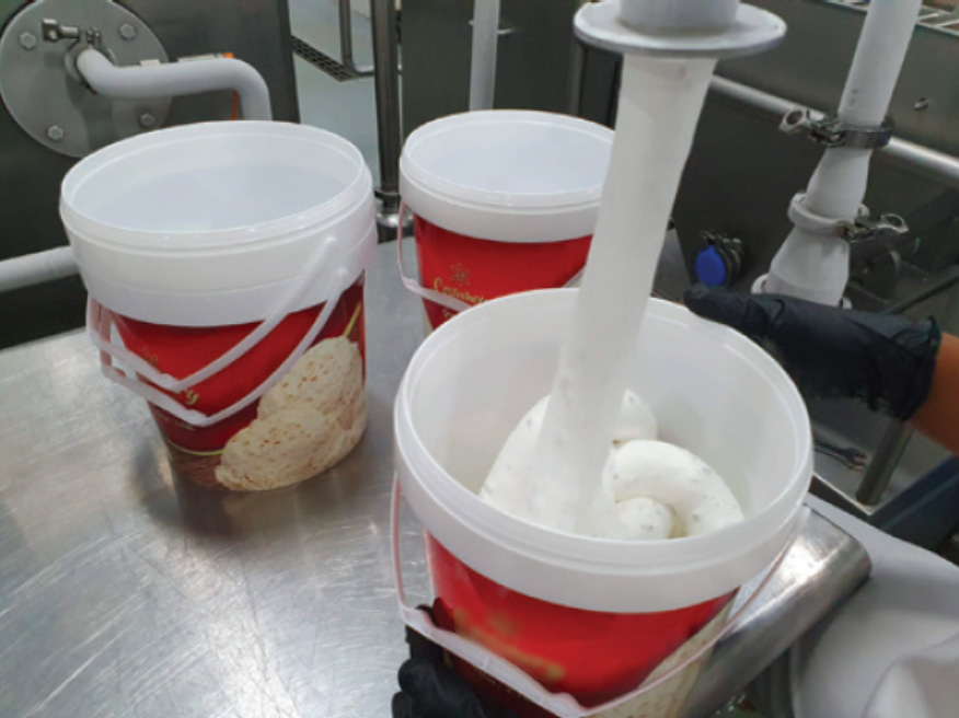 Focus on FDA-Certified Plastic Buckets 1 Automated production line filling Food Grade Plastic Buckets for export